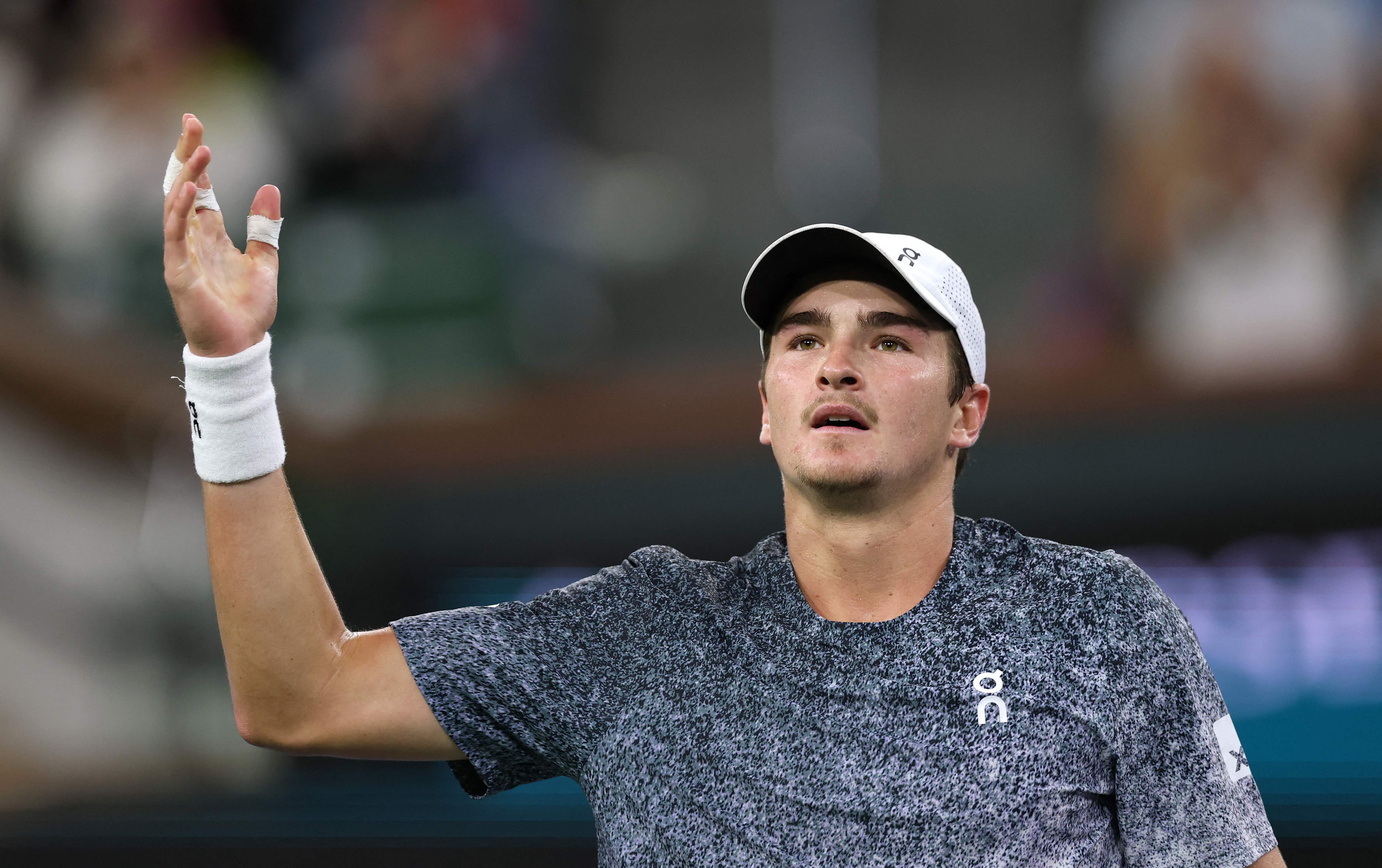 João Fonseca analisa derrota para Sinner em Indian Wells: 'Joguei um bom tênis e me senti muito bem'