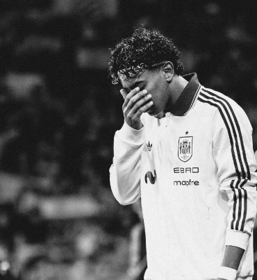 Lamine Yamal reage a cântico racista em amistoso da Espanha: 'Sou muçulmano, é desrespeitoso'