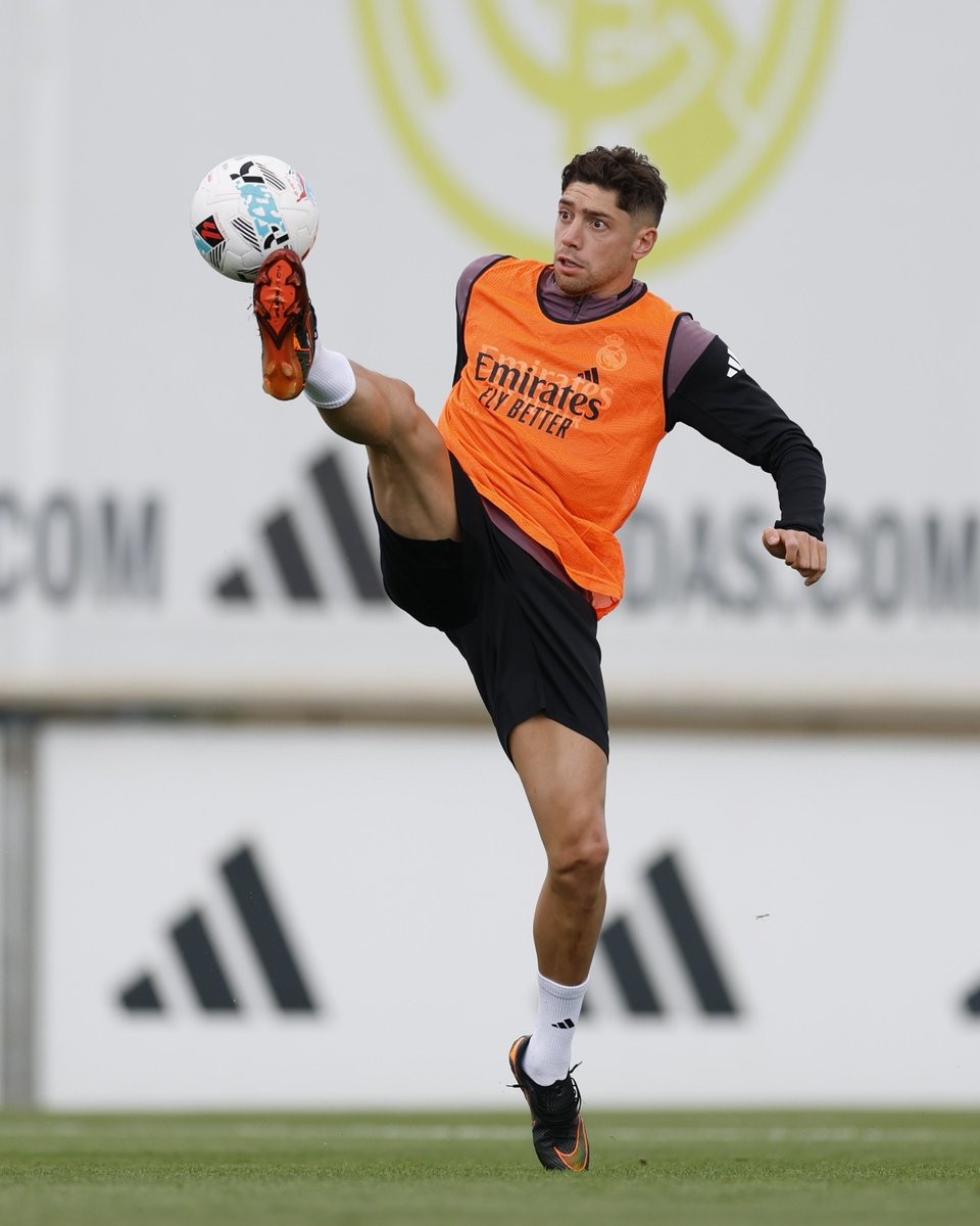 Valverde volta aos treinos no Real Madrid oito dias após briga com Tchouaméni